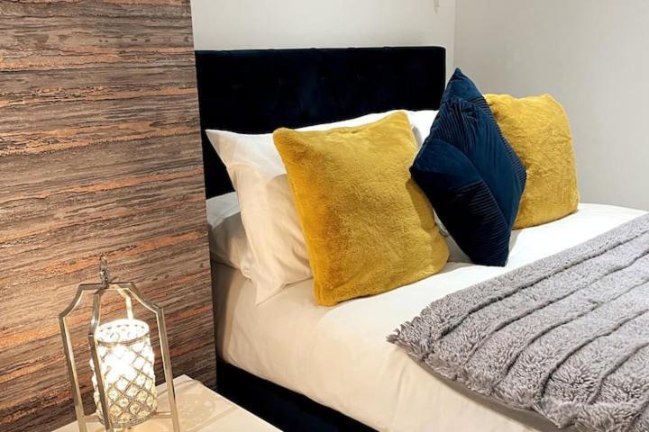 Lovely 3 Bedroom Apartment With Private Garden In Edinburgh City Centre Εξωτερικό φωτογραφία