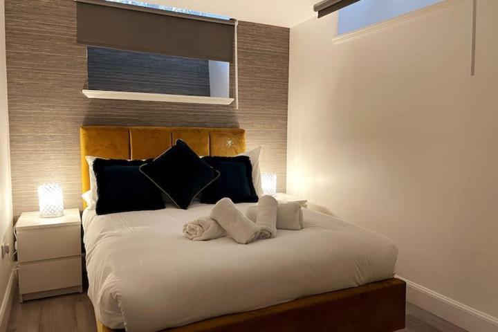 Lovely 3 Bedroom Apartment With Private Garden In Edinburgh City Centre Εξωτερικό φωτογραφία