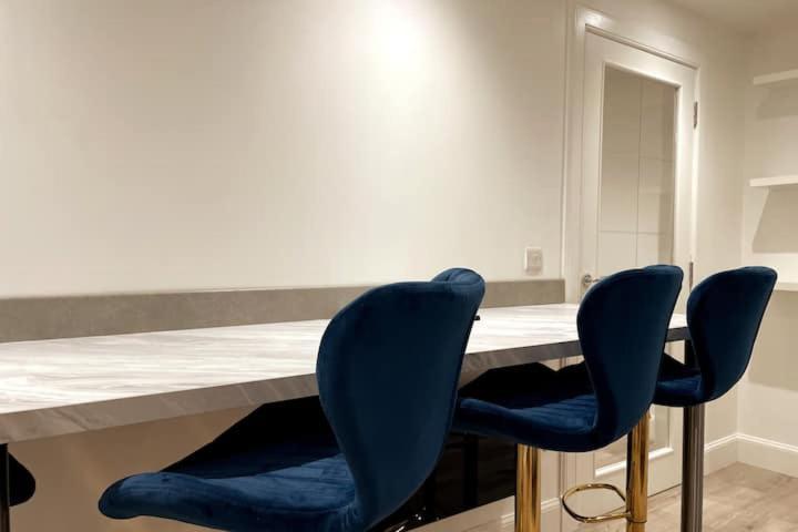 Lovely 3 Bedroom Apartment With Private Garden In Edinburgh City Centre Εξωτερικό φωτογραφία