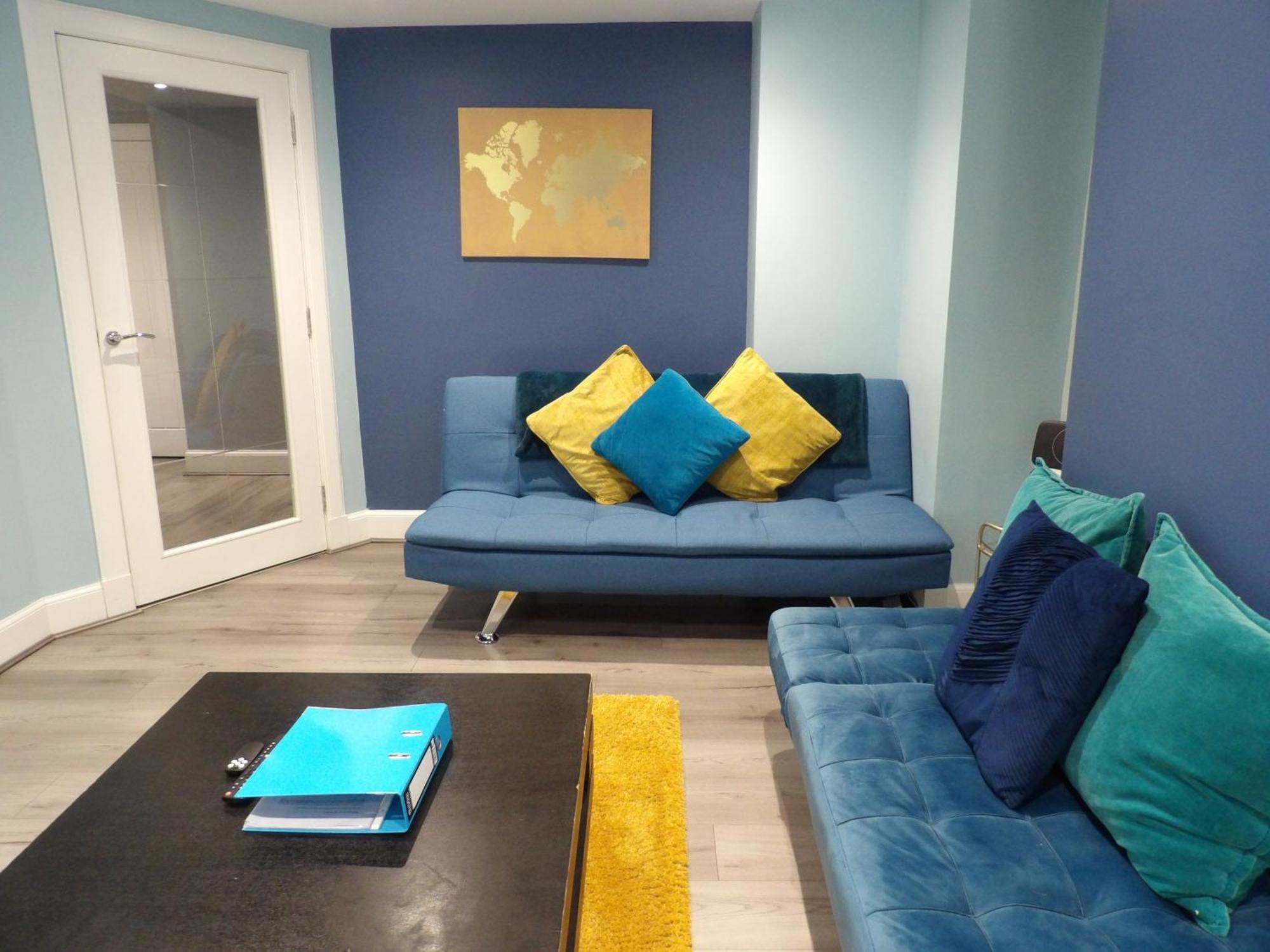 Lovely 3 Bedroom Apartment With Private Garden In Edinburgh City Centre Εξωτερικό φωτογραφία