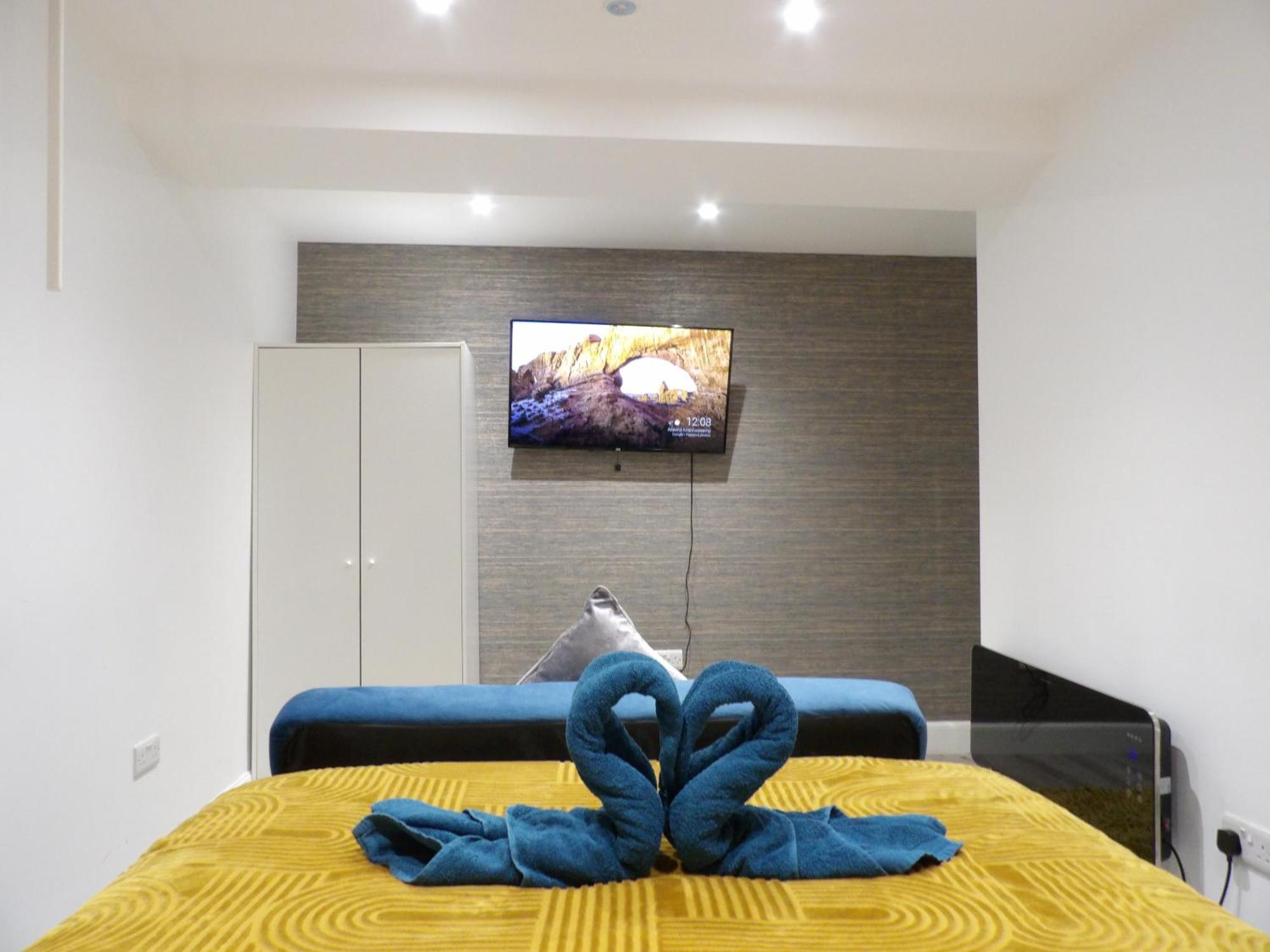 Lovely 3 Bedroom Apartment With Private Garden In Edinburgh City Centre Εξωτερικό φωτογραφία